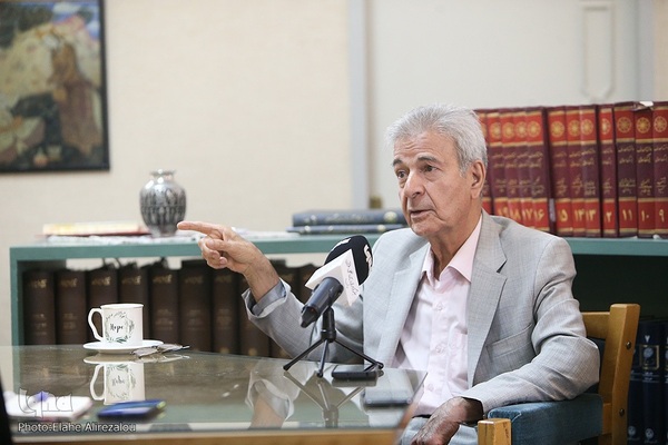 دکتر اصغر دادبه