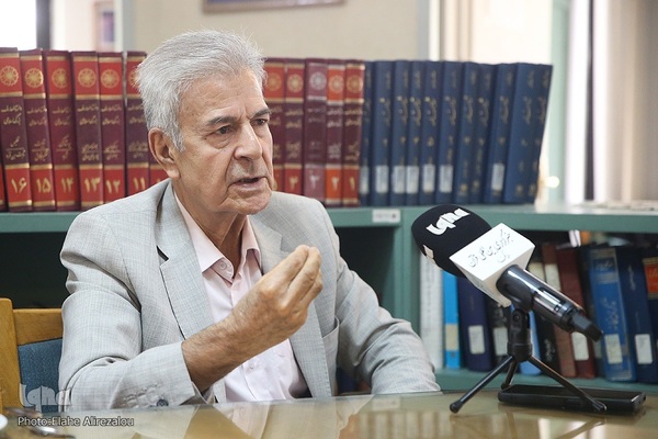 دکتر اصغر دادبه