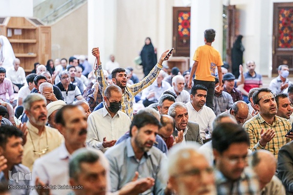 نماز عید قربان در شاهچراغ