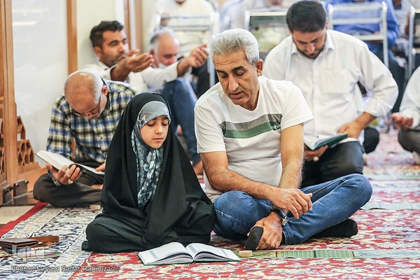 نماز عید قربان در شاهچراغ