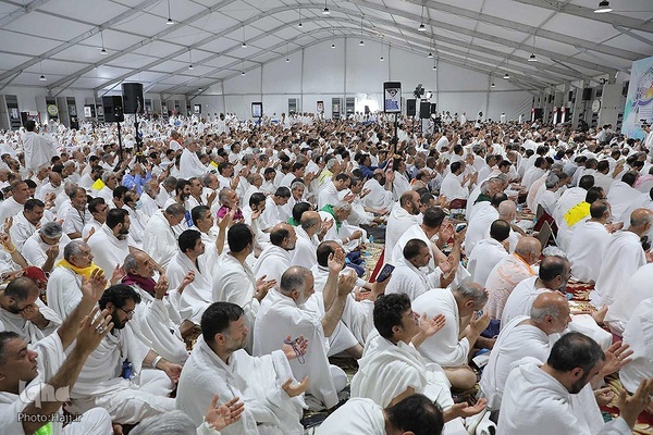 دعای عرفه در صحرای عرفات