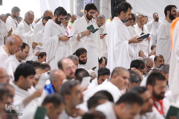 دعای عرفه در صحرای عرفات