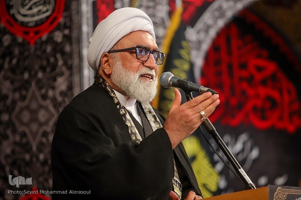 آیین سنتی اذن عزا در حرم مطهر رضوی