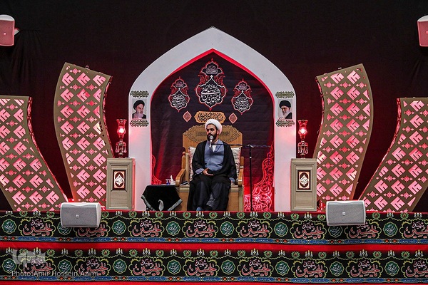 عزاداری شب دوم در حرم شاهچراغ (ع)