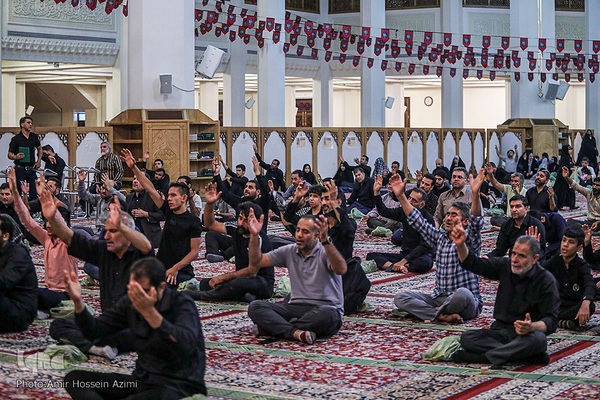 عزاداری شب دوم در حرم شاهچراغ (ع)