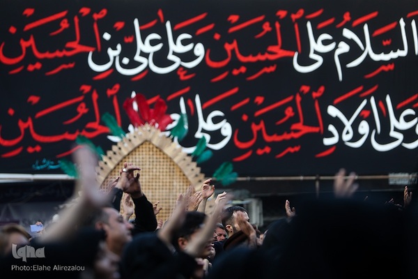 تجمع هیئات عزاداری و آیین نخل گردانی عصر تاسوعا