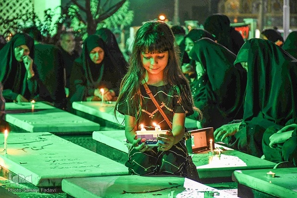 شام غریبان در گلستان شهدای اصفهان