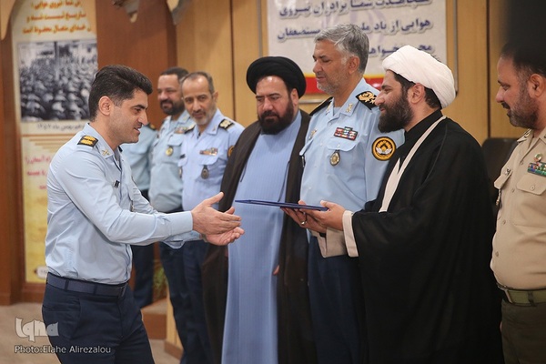 آئین تجلیل از اعضای کاروان قرآنی