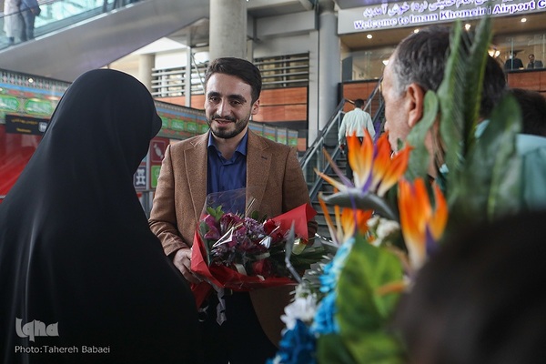 بازگشت  سیدمصطفی حسینی، نماینده کشورمان از مسابقات بین‌المللی قرآن اندونزی