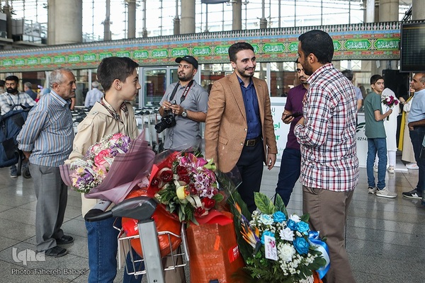بازگشت  سیدمصطفی حسینی، نماینده کشورمان از مسابقات بین‌المللی قرآن اندونزی