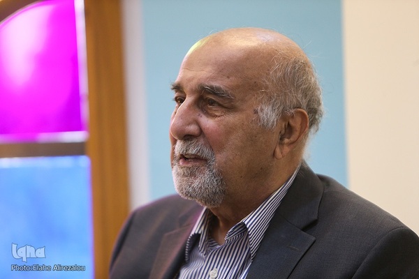 دکتر ایرج فاضل