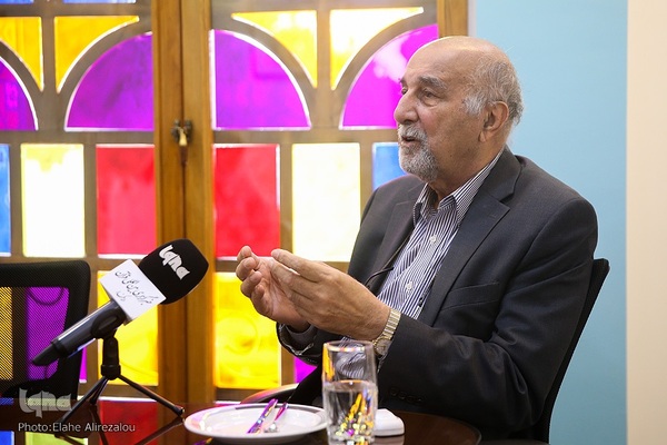 دکتر ایرج فاضل