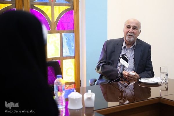 دکتر ایرج فاضل