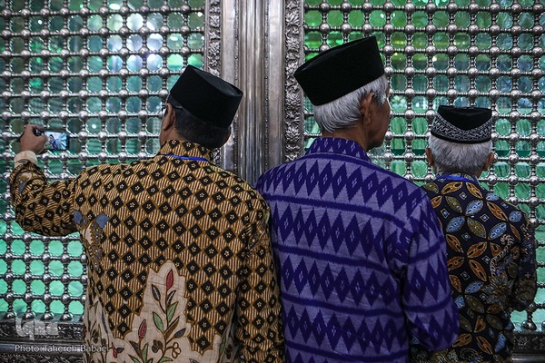 مراسم تجدید میثاق میهمانان سی‌وهفتمین کنفرانس وحدت با حضرت امام خمینی(ره)