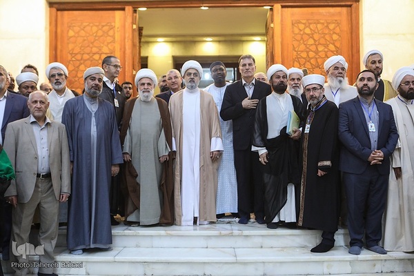مراسم تجدید میثاق میهمانان سی‌وهفتمین کنفرانس وحدت با حضرت امام خمینی(ره)