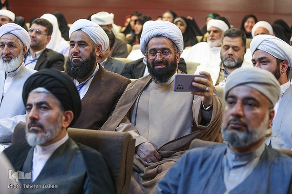 مراسم تجدید میثاق میهمانان سی‌وهفتمین کنفرانس وحدت با حضرت امام خمینی(ره)