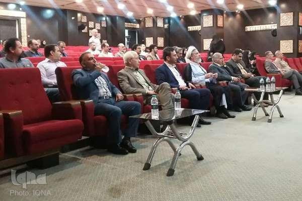 همایش وقف و رسانه در امامزاده طاهر(ع) کرج