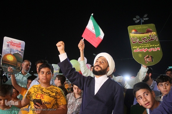 تجمع مردم اهواز در حمایت از جبهه مقاومت