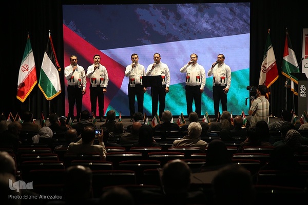 گردهمایی هنرمندان حامی فلسطین