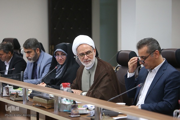 جلسه کمیسیون توسعه آموزش عمومی قرآن کریم