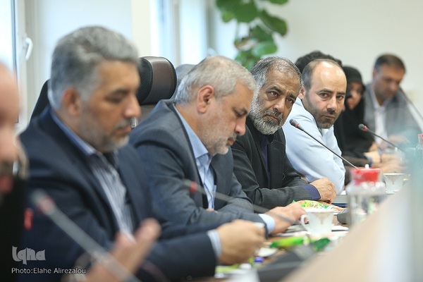 جلسه کمیسیون توسعه آموزش عمومی قرآن کریم