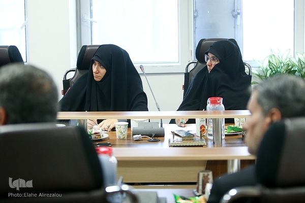 جلسه کمیسیون توسعه آموزش عمومی قرآن کریم