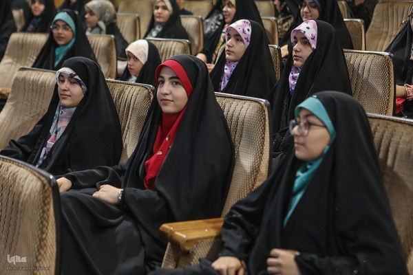 هفدهمین آیین تجلیل از حافظان قرآن