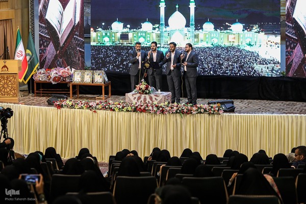 هفدهمین آیین تجلیل از حافظان قرآن