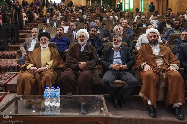 هفدهمین آیین تجلیل از حافظان قرآن