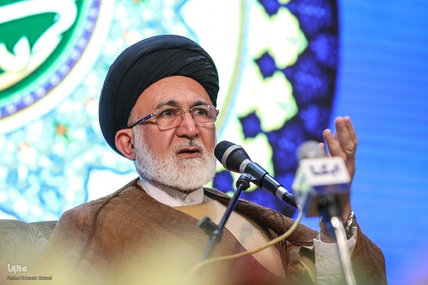 هفدهمین آیین تجلیل از حافظان قرآن