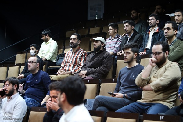 مراسم رونمایی از پوستر طرح «حیات»