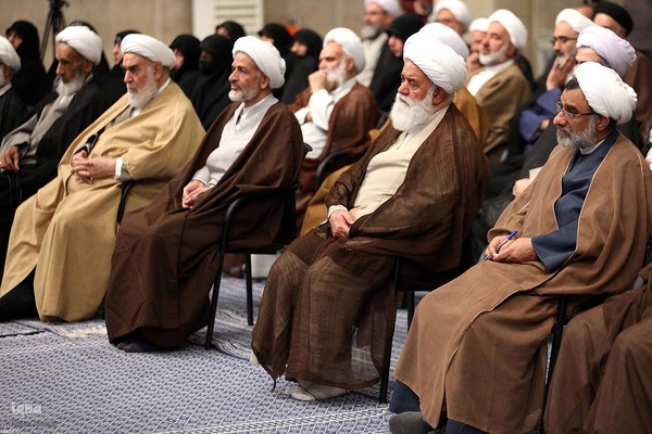 دیدار دست‌اندرکاران کنگره علامه طباطبایی با رهبر معظم انقلاب