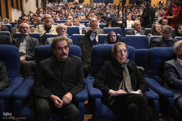 تشییع پیکر زنده‌یاد دکتر محمدعلی اسلامی ندوشن در دانشگاه تهران