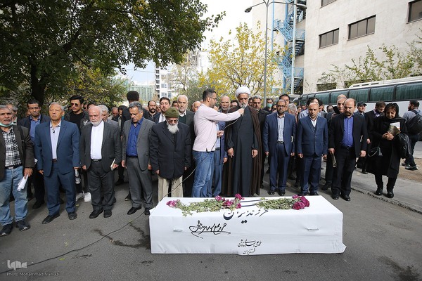 تشییع پیکر زنده‌یاد دکتر محمدعلی اسلامی ندوشن در دانشگاه تهران