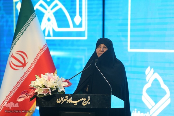 مریم حاج عبدالباقی نکوداشت در بانوان مبلغ قرآنی