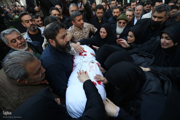 آیین تشییع و تدفین شهید گمنام در وزارت فرهنگ و ارشاد اسلامی