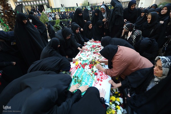 آیین تشییع و تدفین شهید گمنام در وزارت فرهنگ و ارشاد اسلامی