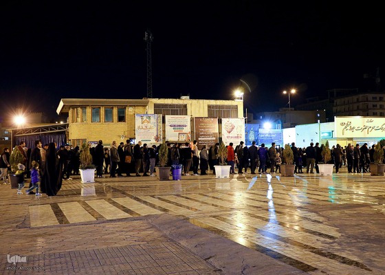 مهمان عزاي حضرت مادر بر سفره كريم بن كريم