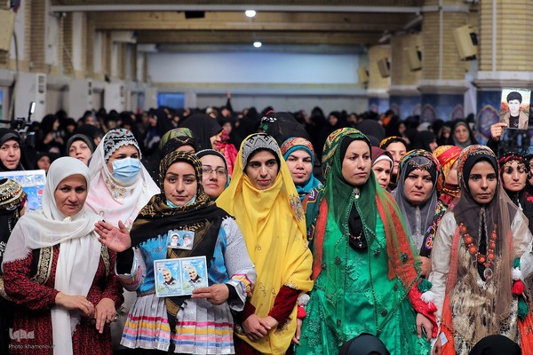 دیدار اقشار مختلف بانوان