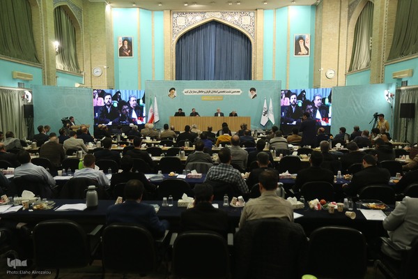 نشست وظایف نهادهای مسئول در فراهم کردن زمینه ارائه تلاوت‌های اثرگذار