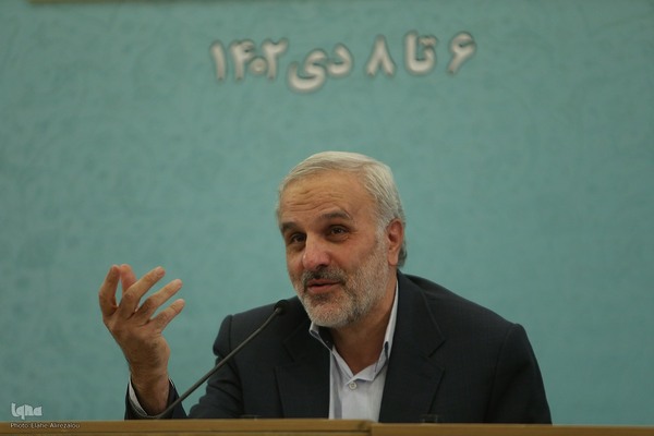 نشست وظایف نهادهای مسئول در فراهم کردن زمینه ارائه تلاوت‌های اثرگذار