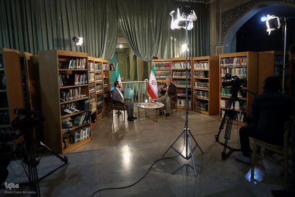 استودیوی پخش زنده از محل برپایی هجدهمین نشست تخصصی قاریان و حافظان قرآن