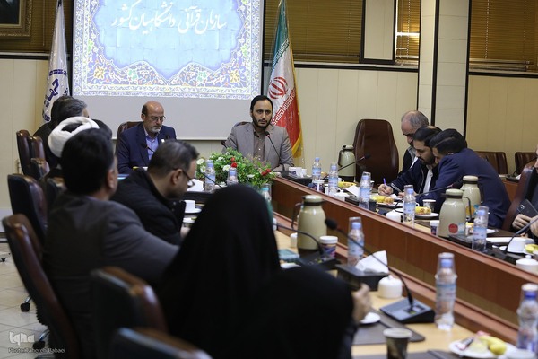 بازدید علی بهادری جهرمی سخنگوی دولت از ایکنا