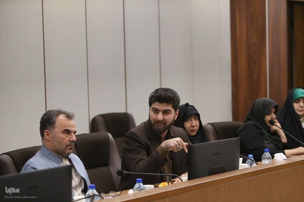 حکمرانی قرآنی در حوزه فرهنگ و هنر