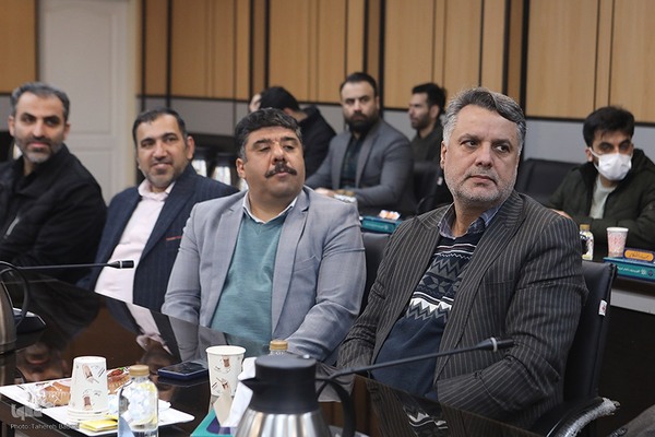 نشست چالش‌های حقوقی و اخلاقی بکارگیری شخص سوم در درمان ناباروری