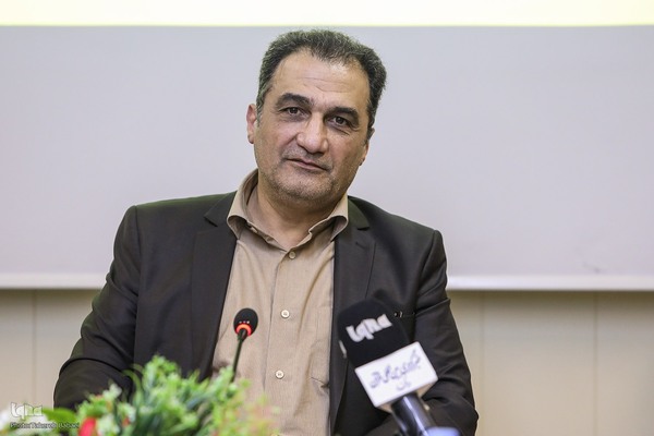 احمد پاکتچی در نشست علمی «ثمره ریشه‌شناسی در فهم معانی قرآن کریم»