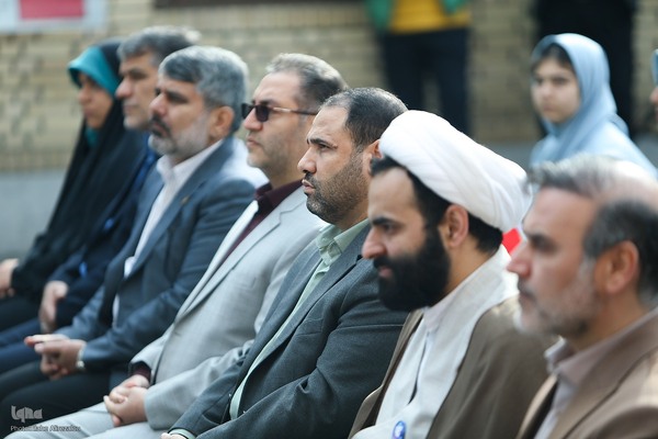 آیین نواختن گلبانگ انقلاب اسلامی