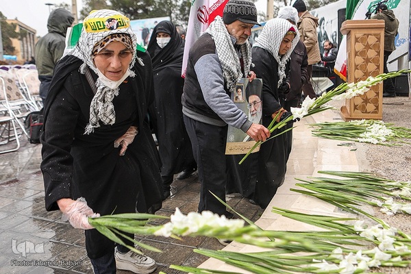 مراسم سالروز گرامیداشت ورود امام خمینی(ره) به میهن اسلامی