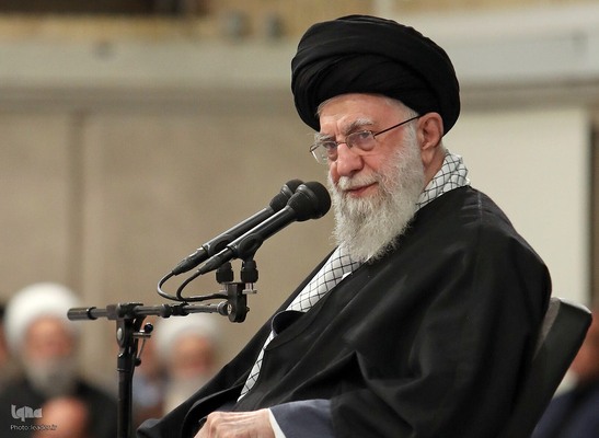 دیدار هزاران نفر از مردم آذربایجان شرقی با مقام معظم رهبری