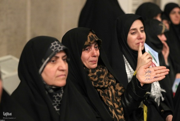 دیدار هزاران نفر از مردم آذربایجان شرقی با مقام معظم رهبری